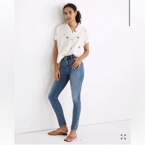 Madewell 10" High-Rise Roadtripper Authentic Jeans in Vinton Wash